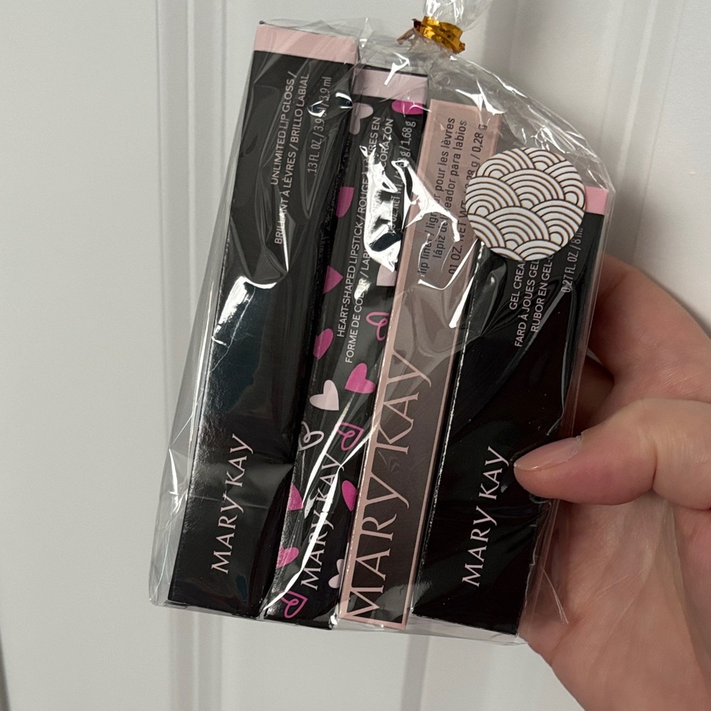 Pretty in Pink Gift Bundle-Mary Kay Lip&Cheek